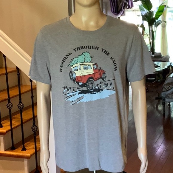 Old Navy “Dashing Through The Snow” Heather Gray Tee Shirt - Picture 7 of 16